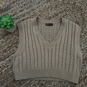 TAN CROPPED SWEATER VEST